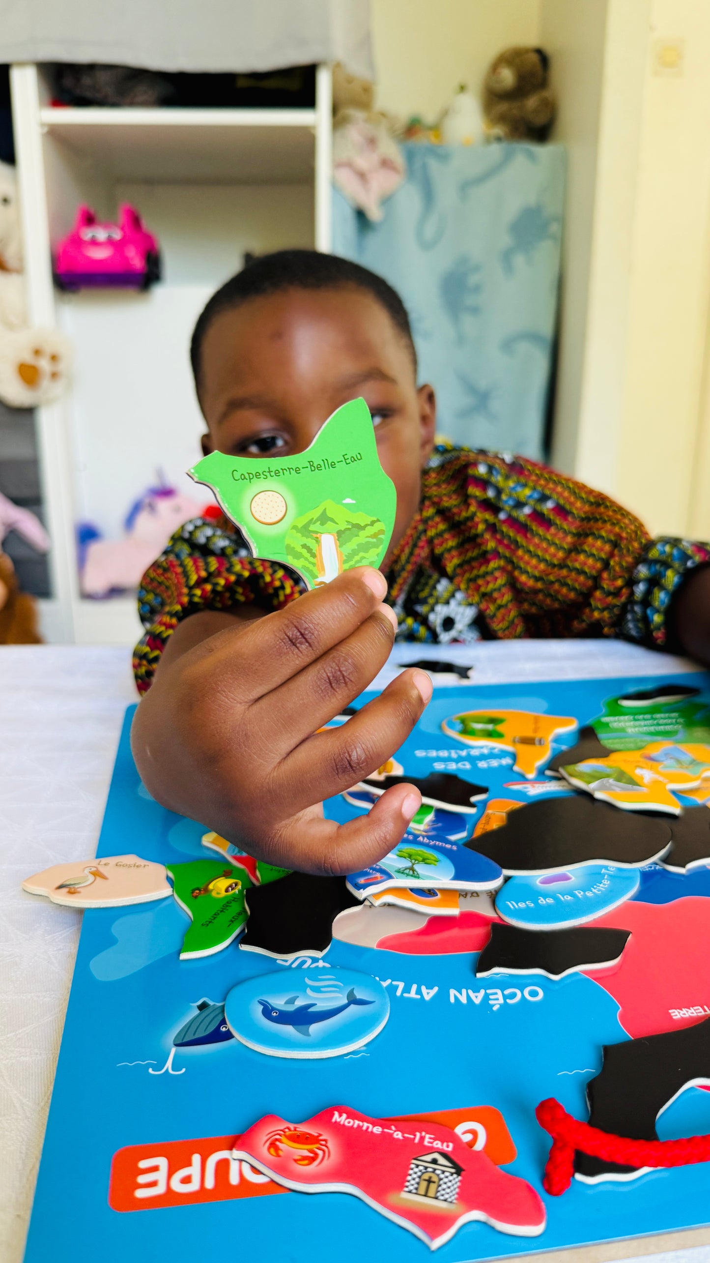 Kit éducatif YOHEL – Carte de la Guadeloupe en bois magnétique + Audio